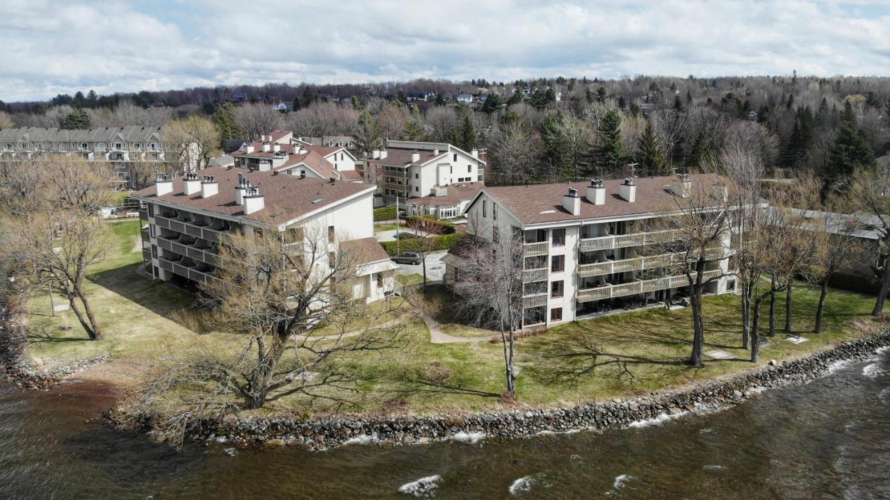 Location Tourisme Estrie - Oberge Du Village Magog Eksteriør billede