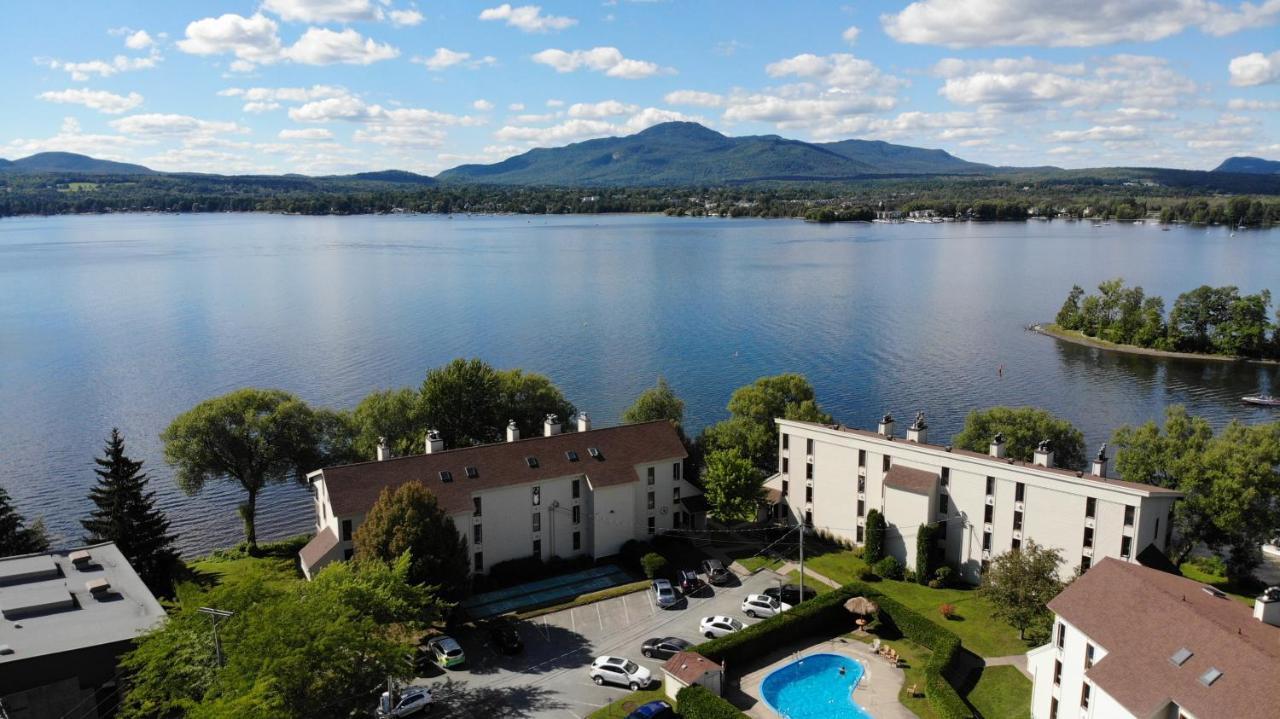 Location Tourisme Estrie - Oberge Du Village Magog Eksteriør billede